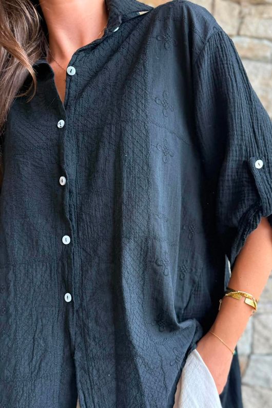 Pia Pillow Cotton Embroidered Tile Classic Shirt Black